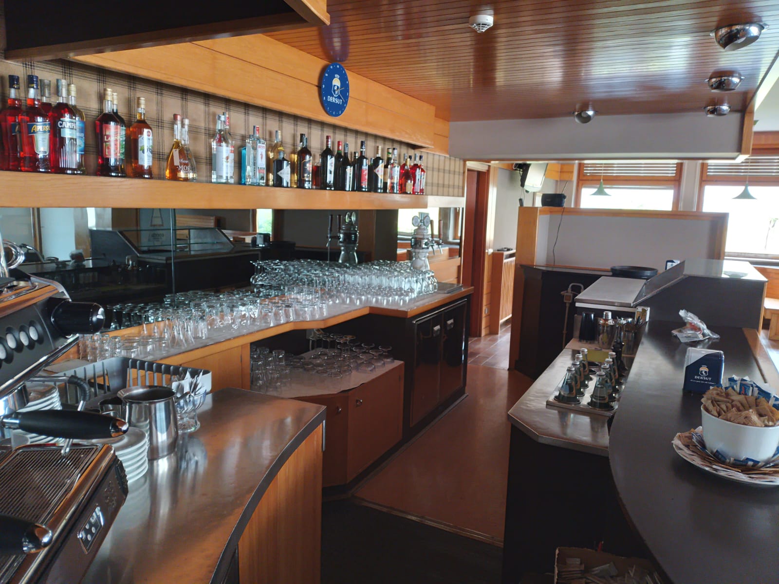 Bar 2